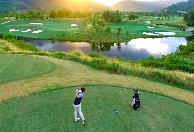 s&acirc;n golf b&agrave; n&agrave; hills